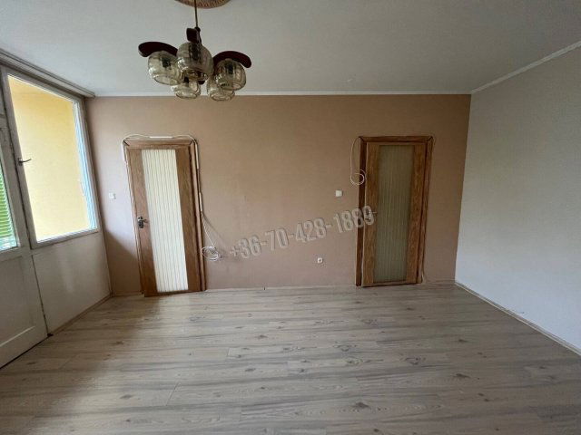 Eladó téglalakás, Szentendrén 51.9 M Ft, 1+1 szobás