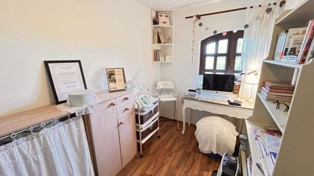 Eladó családi ház, Tahitótfalun 79 M Ft, 3 szobás