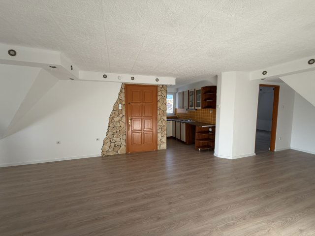 Kiadó ipari ingatlan, Budapesten, IV. kerületben, Fóti úton