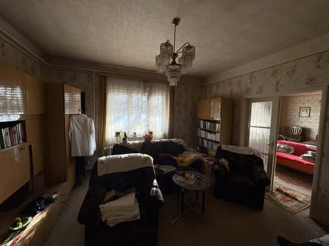 Eladó családi ház, Ceglédbercelen 79.9 M Ft, 5 szobás