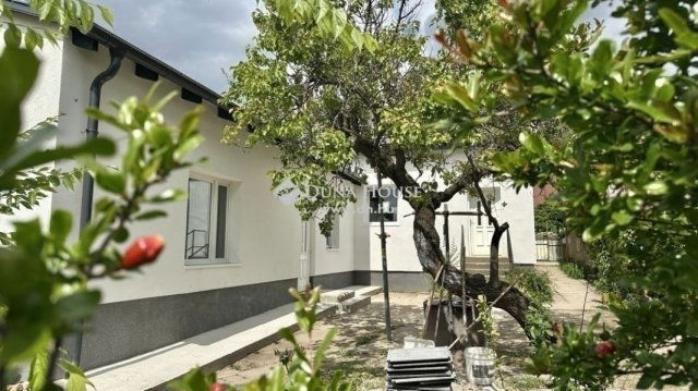 Eladó családi ház, Budapesten, XVIII. kerületben 84.9 M Ft