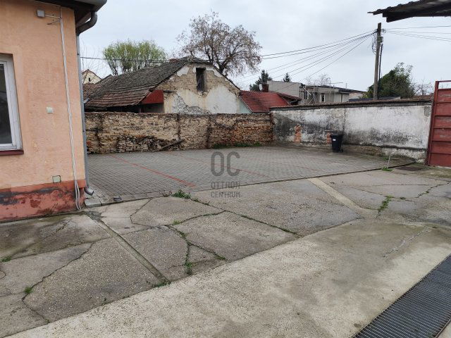 Eladó családi ház, Kecskeméten 68.5 M Ft, 4 szobás