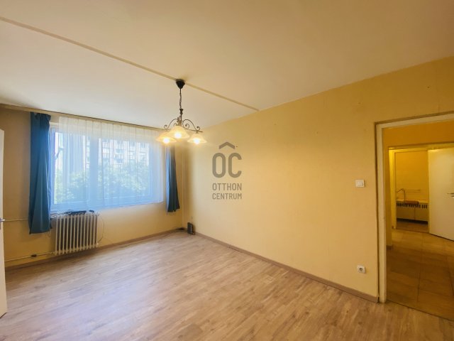 Eladó panellakás, Miskolcon 26.9 M Ft, 3 szobás