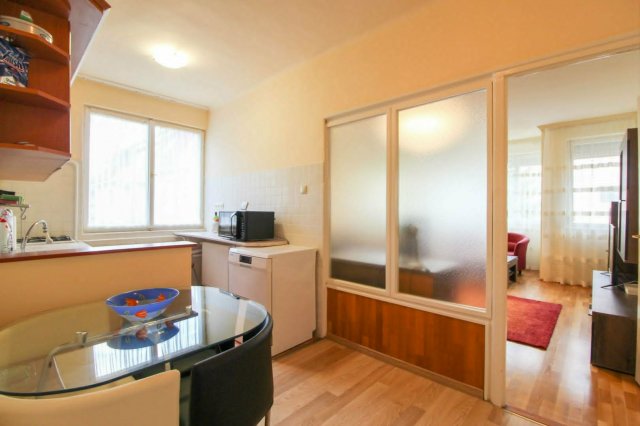 Kiadó téglalakás, albérlet, Debrecenben 280 E Ft / hó, 2 szobás