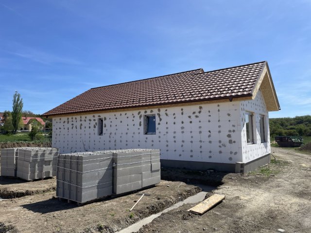 Eladó családi ház, Balatonszőlősön 114.9 M Ft, 4 szobás