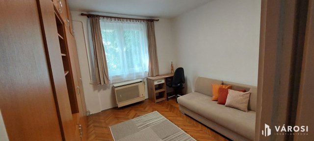 Kiadó téglalakás, albérlet, Debrecenben 220 E Ft / hó, 2 szobás