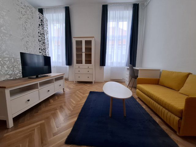 Kiadó téglalakás, albérlet, Pécsett, Majorossy Imre utcában