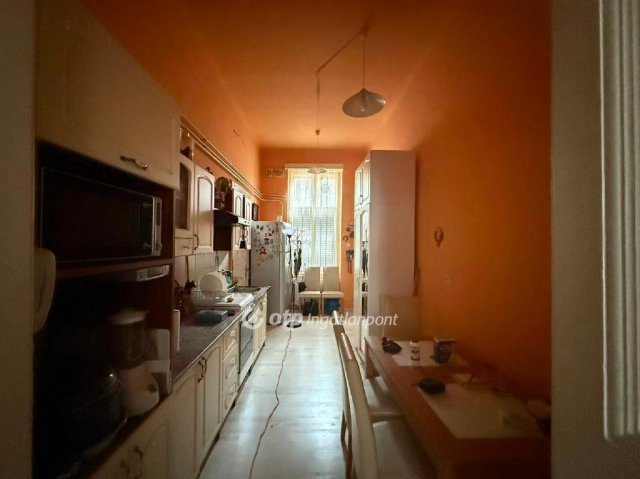 Eladó téglalakás, Budapesten, VII. kerületben 79.9 M Ft