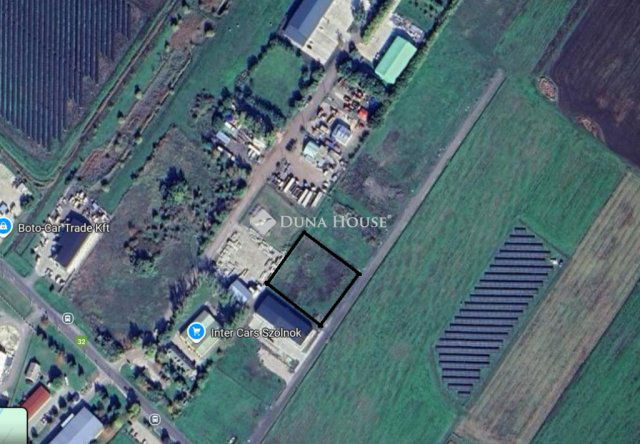 Eladó ipari ingatlan, Szolnokon 69.9 M Ft / költözzbe.hu