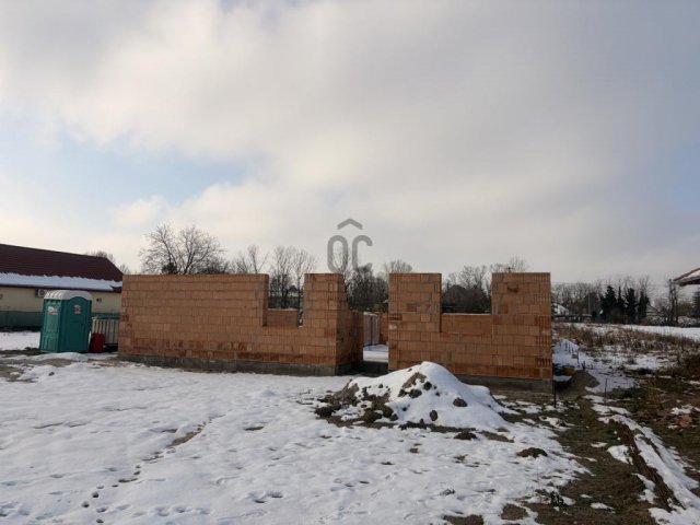 Eladó ikerház, Ráckevén 99 M Ft, 4 szobás