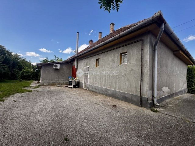 Eladó családi ház, Tóalmáson 52 M Ft, 3 szobás