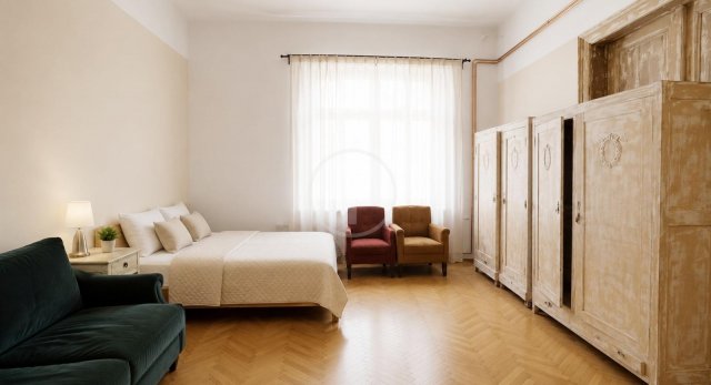 Eladó téglalakás, Budapesten, VIII. kerületben, Baross utcában