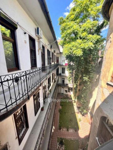 Eladó téglalakás, Budapesten, XII. kerületben 77 M Ft, 2 szobás