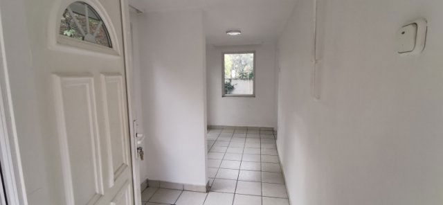 Eladó családi ház, Érden 63 M Ft, 4 szobás