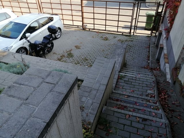 Eladó téglalakás, Budapesten, III. kerületben, Seregély utcában