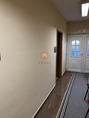 Kiadó üzlethelyiség, Pécsett 240 E Ft / hó