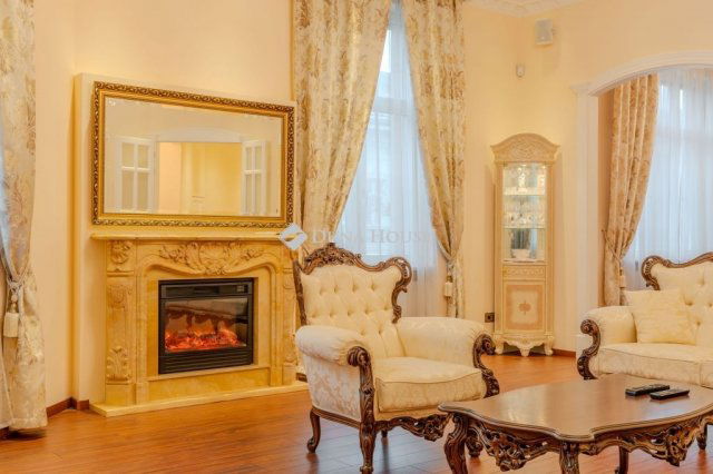 Eladó téglalakás, Budapesten, V. kerületben 268 M Ft, 4 szobás