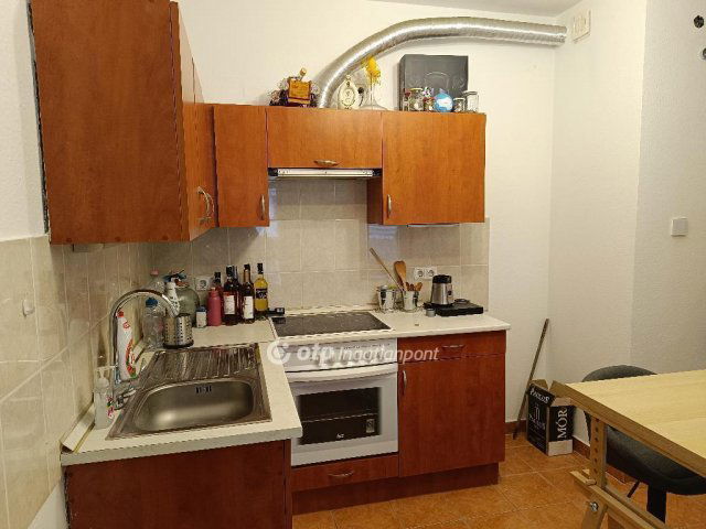 Eladó téglalakás, Budapesten, X. kerületben 72.5 M Ft, 2 szobás