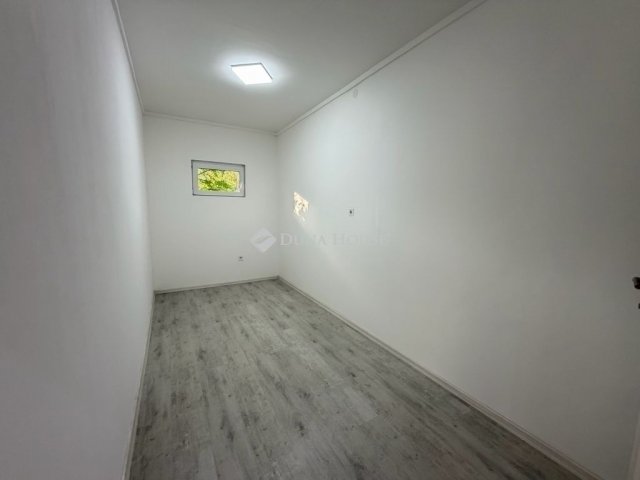 Eladó téglalakás, Budapesten, XX. kerületben 49.9 M Ft