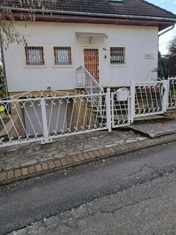 Eladó családi ház, Tahitótfalun, Semmelweis utcában 127.9 M Ft