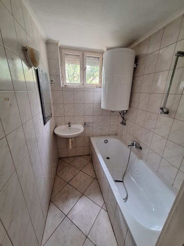 Eladó családi ház, Igalon 20.5 M Ft, 4+2 szobás