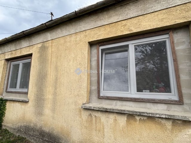 Eladó ikerház, Zircen 47 M Ft, 3 szobás / költözzbe.hu