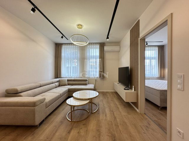 Kiadó téglalakás, albérlet, Székesfehérvárott 449 E Ft / hó