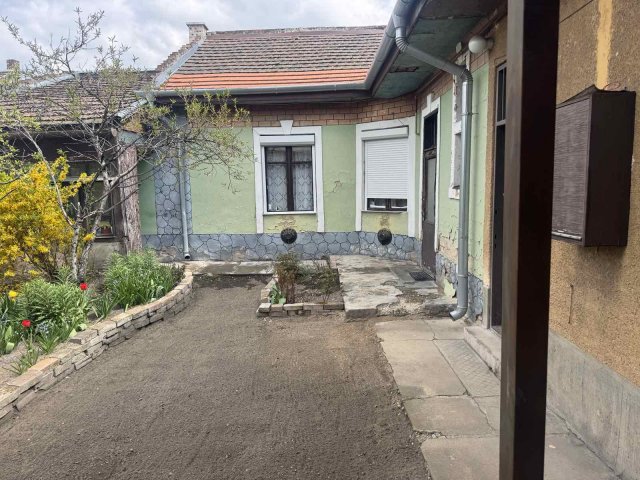 Eladó sorház, Budapesten, XIX. kerületben 58.5 M Ft, 2+1 szobás