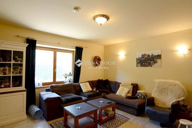 Eladó mezogazdasagi ingatlan, Kocséren 150 M Ft, 3 szobás