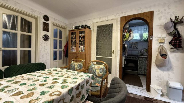 Eladó családi ház, Balatonkeresztúron 71 M Ft, 4 szobás