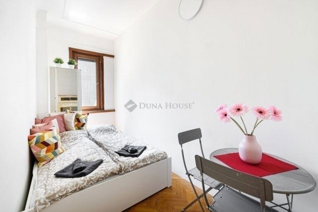 Eladó téglalakás, Budapesten, XI. kerületben 89.999 M Ft