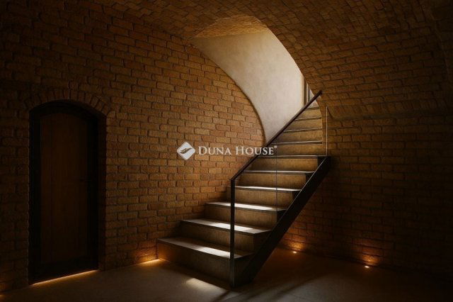 Eladó üzlethelyiség, Budapesten, VIII. kerületben 63.72 M Ft