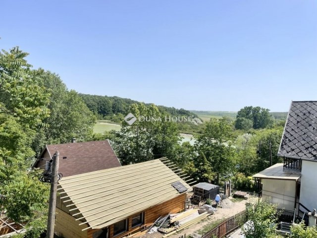 Eladó nyaraló, Gombán 35 M Ft, 2 szobás / költözzbe.hu