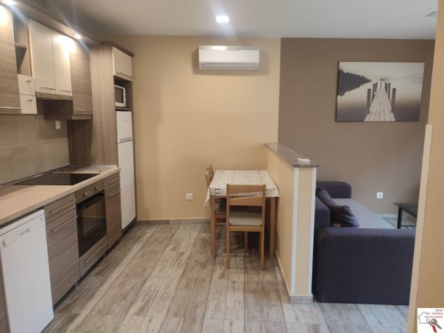 Kiadó téglalakás, albérlet, Pécsett 280 E Ft / hó, 3 szobás