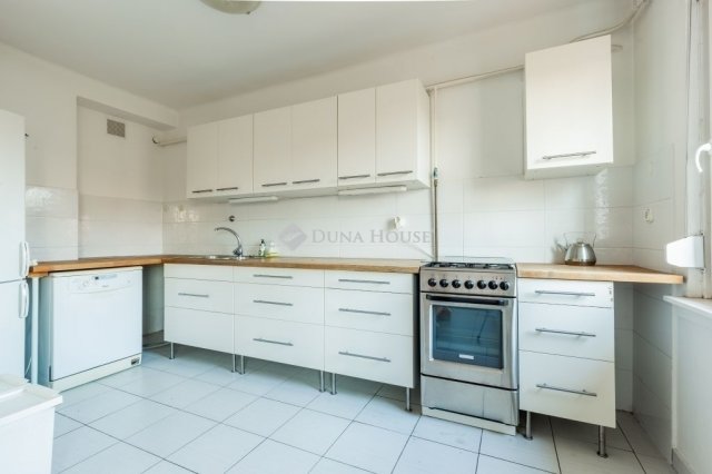 Eladó téglalakás, Budapesten, XIV. kerületben 133 M Ft, 5 szobás