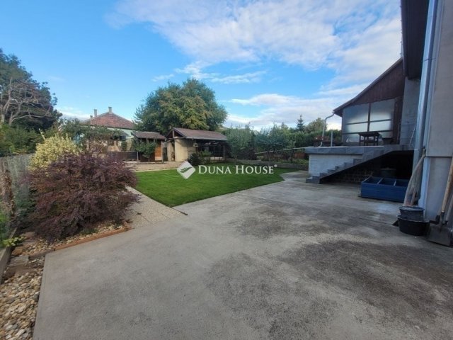 Eladó családi ház, Budapesten, XVIII. kerületben 121.9 M Ft