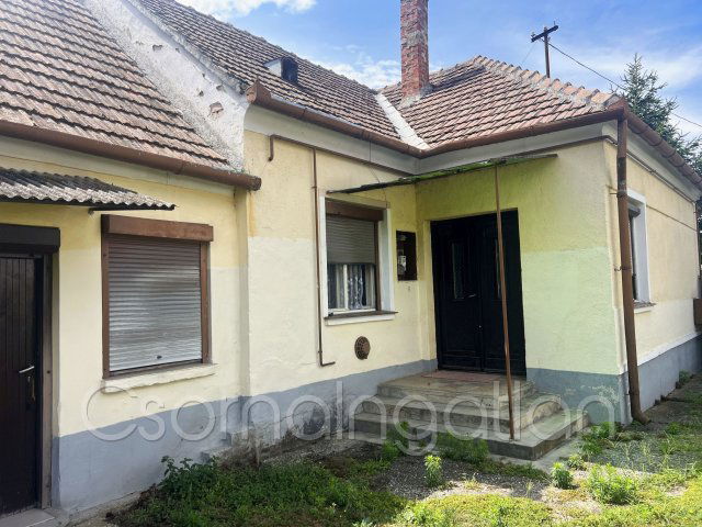Eladó családi ház, Rábatamásin 24.5 M Ft, 3 szobás