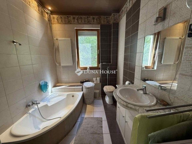 Eladó családi ház, Budapesten, XIX. kerületben 99.9 M Ft