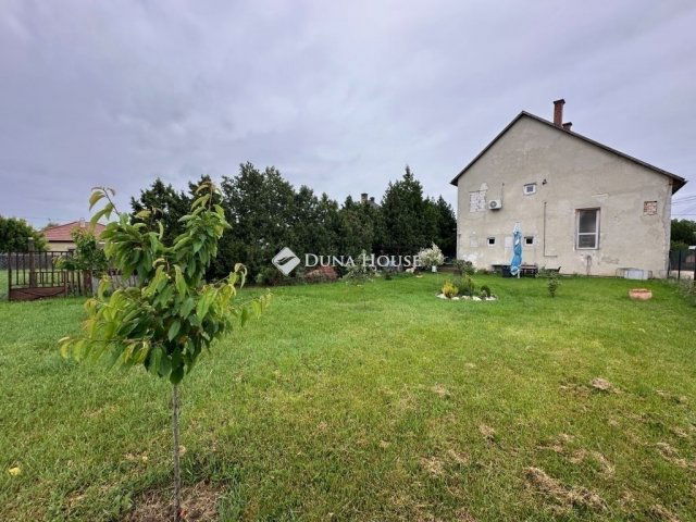 Eladó családi ház, Érden 108 M Ft, 4 szobás