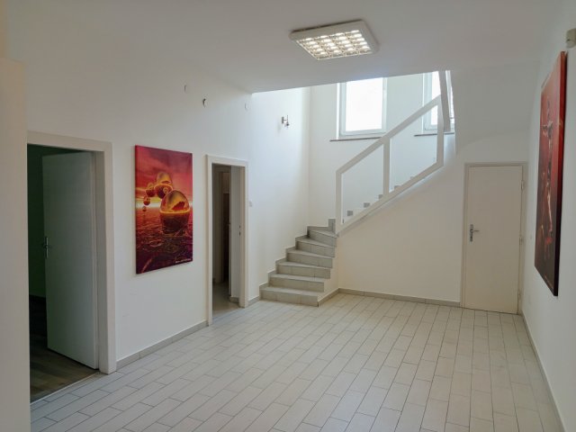 Eladó családi ház, Budapesten, XIV. kerületben 182 M Ft