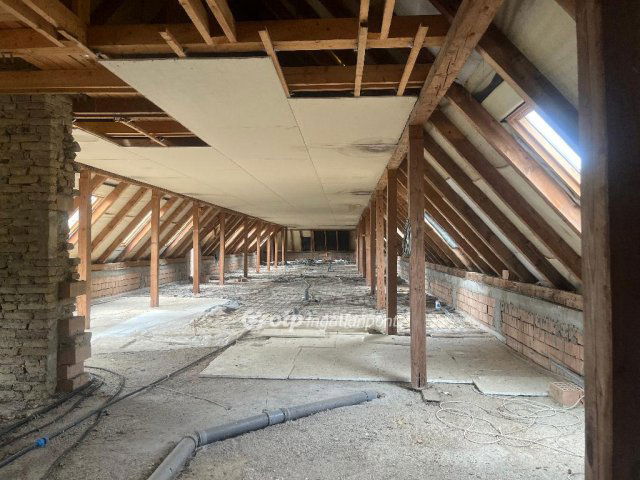 Eladó mezogazdasagi ingatlan, Rezin 169.001 M Ft