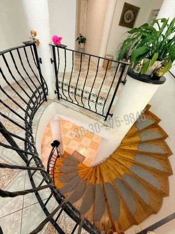 Eladó családi ház, Diósdon 350 M Ft, 6 szobás