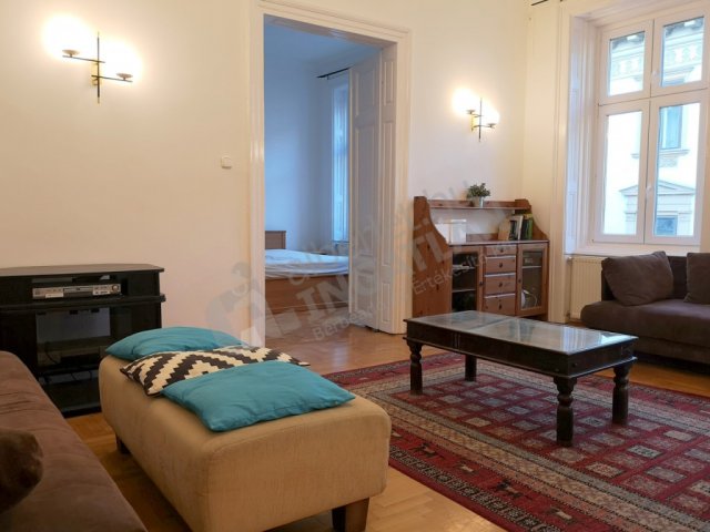 Kiadó téglalakás, albérlet, V. kerületben, Október 6. utcában