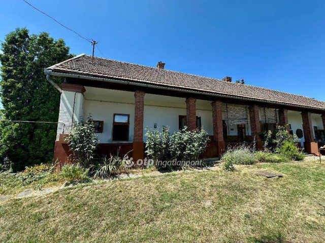 Eladó családi ház, Tápiógyörgyén 22.5 M Ft, 2 szobás