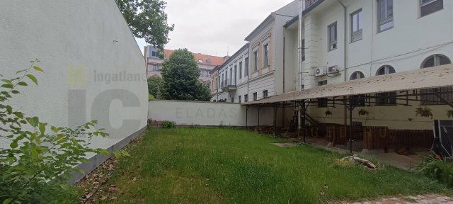 Eladó iroda, Szegeden 950 M Ft / költözzbe.hu