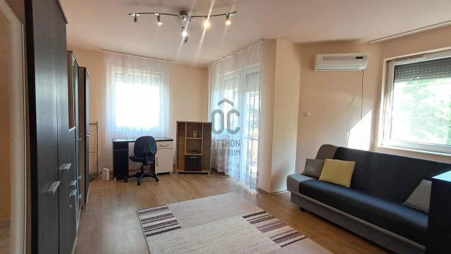 Kiadó téglalakás, albérlet, Debrecenben 220 E Ft / hó, 2 szobás