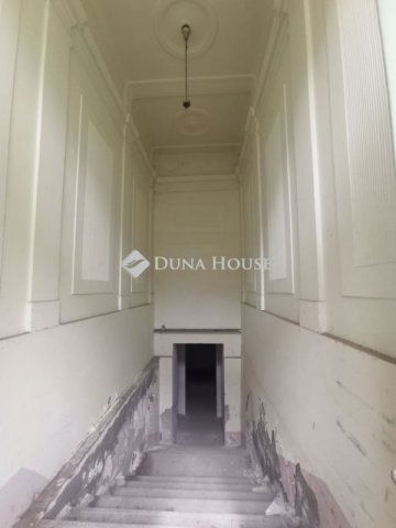 Eladó ipari ingatlan, Szegeden 199 M Ft / költözzbe.hu