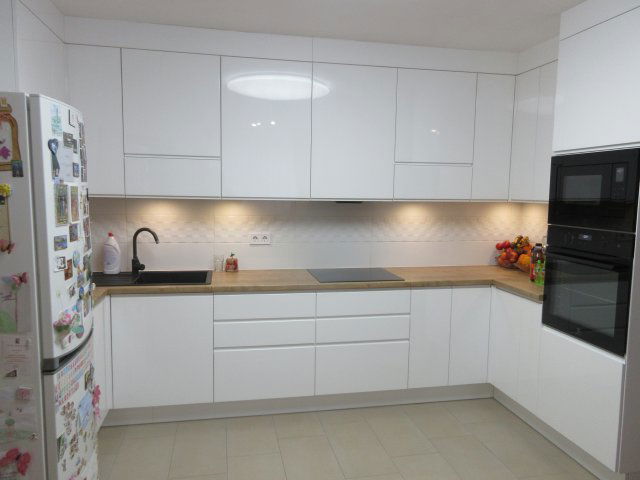 Eladó téglalakás, Debrecenben 94.9 M Ft, 4 szobás