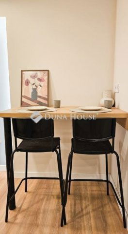 Eladó téglalakás, Budapesten, VII. kerületben 58.9 M Ft