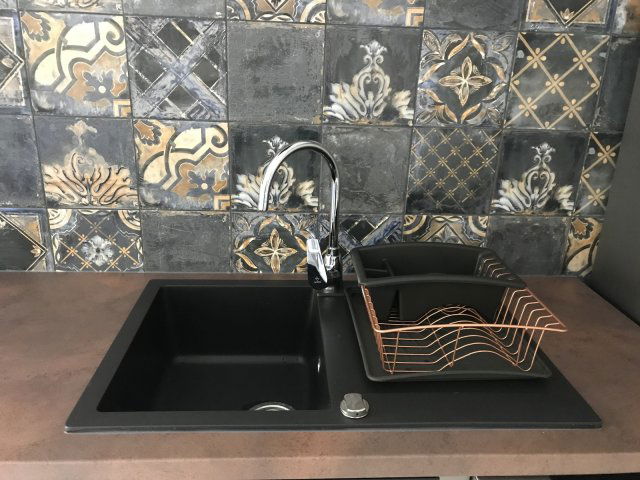 Kiadó téglalakás, albérlet, Pécsett, Papnövelde utcában